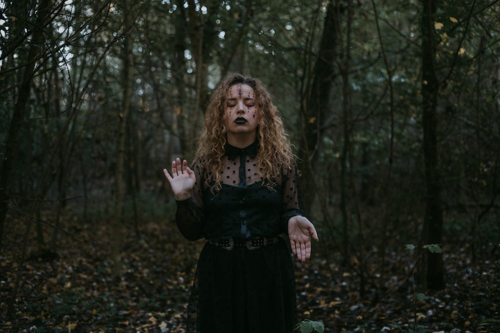 haunted house fashion