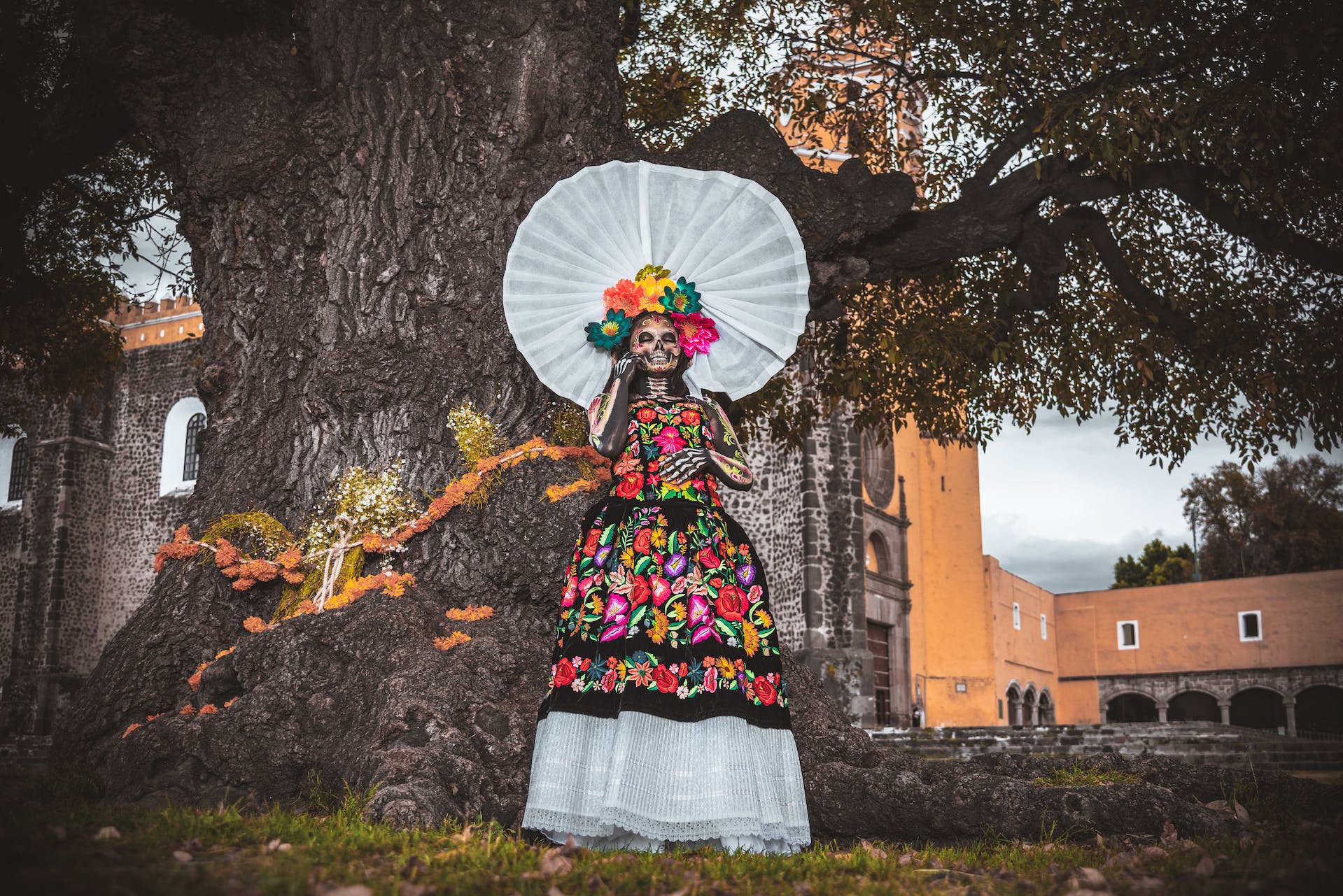Day of the Dead party outfits