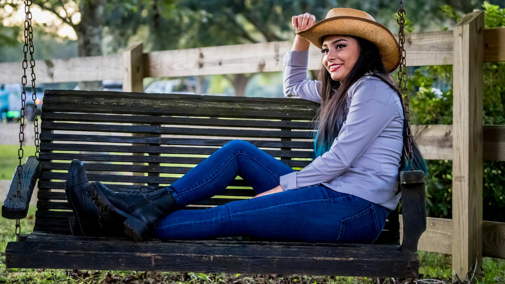 blundstones in the rain