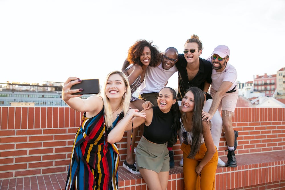 what to wear backyard party