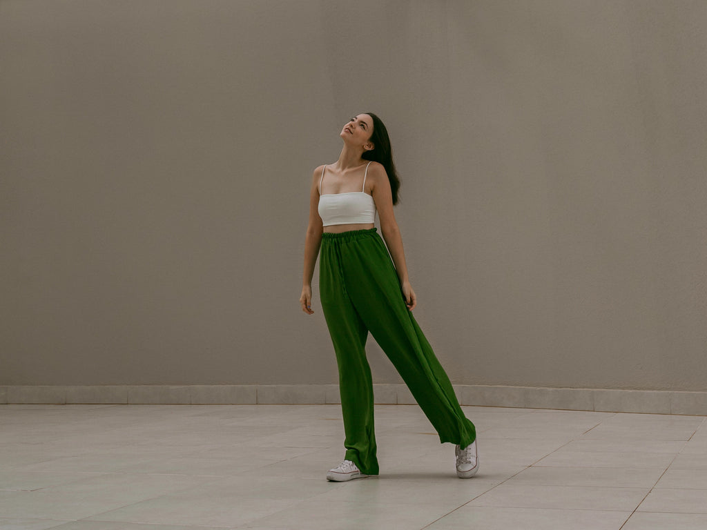 The Best Styling Tips for Your Green Pants: 20+ Outfit Items – Panaprium