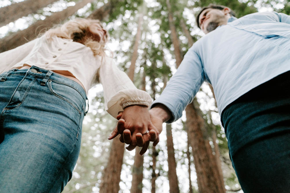 Signs Guy Wants Hold Hand