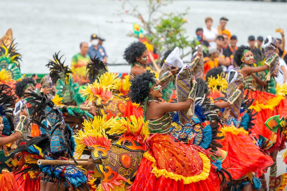 what samba dancers wear