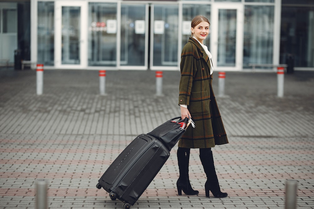 Ultimate Airport Fashion For Petite Women