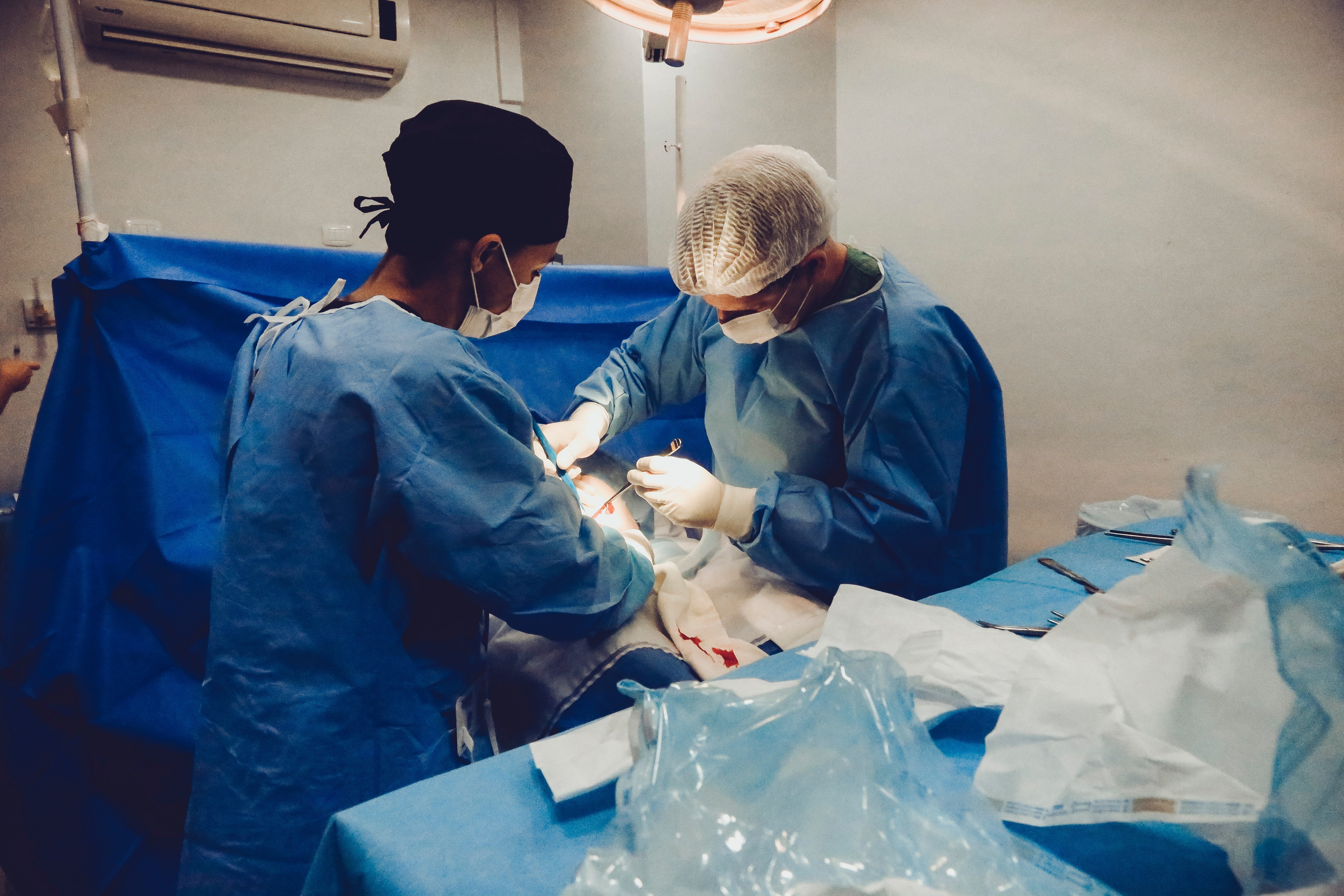 Surgeons Wear In Surgery