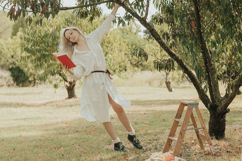 Dresses For Broad Shoulders