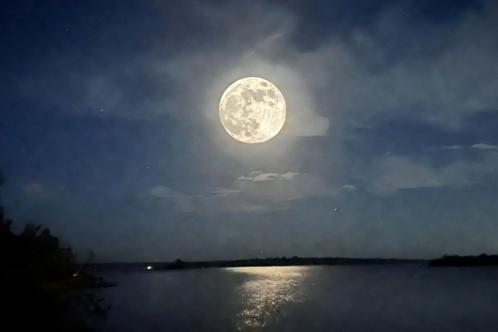 born on a new moon spiritual meaning personality