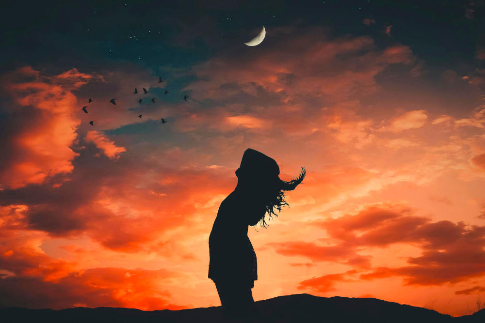 How to Work With the Moon in Your Daily Routine