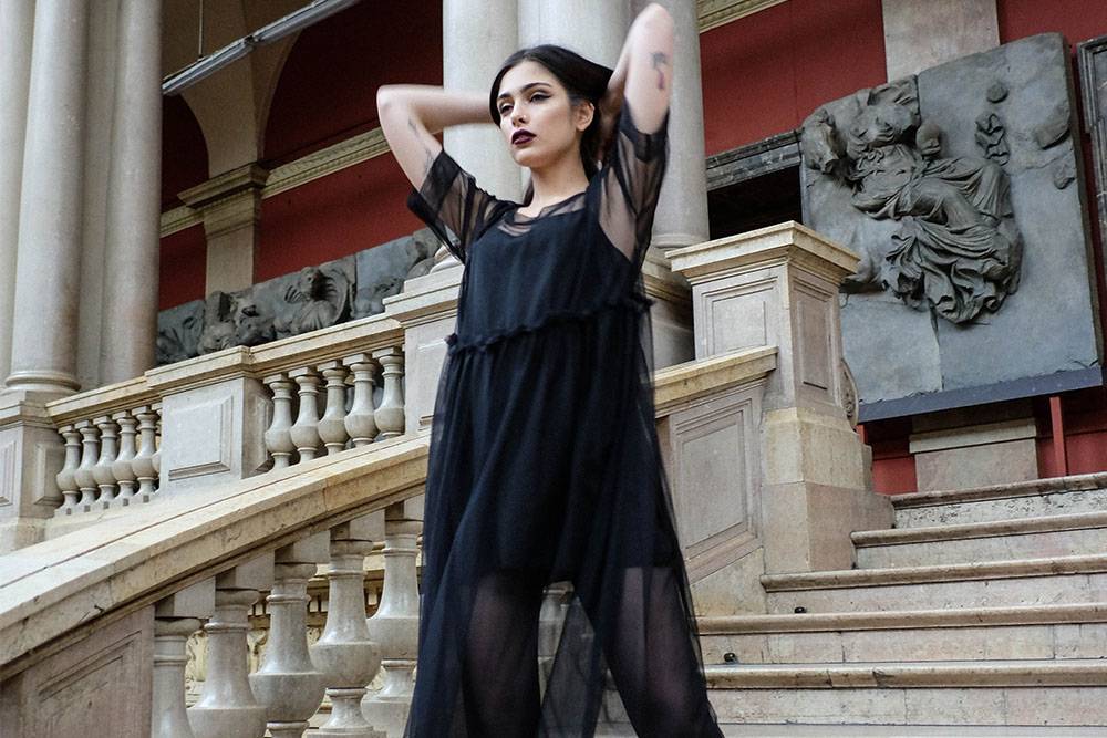 Goth Girl Aesthetic Outfit Ideas