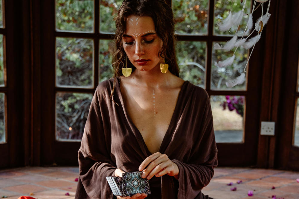 8 CLEAR Signs of a Heyoka Empath Twin Flame Connection