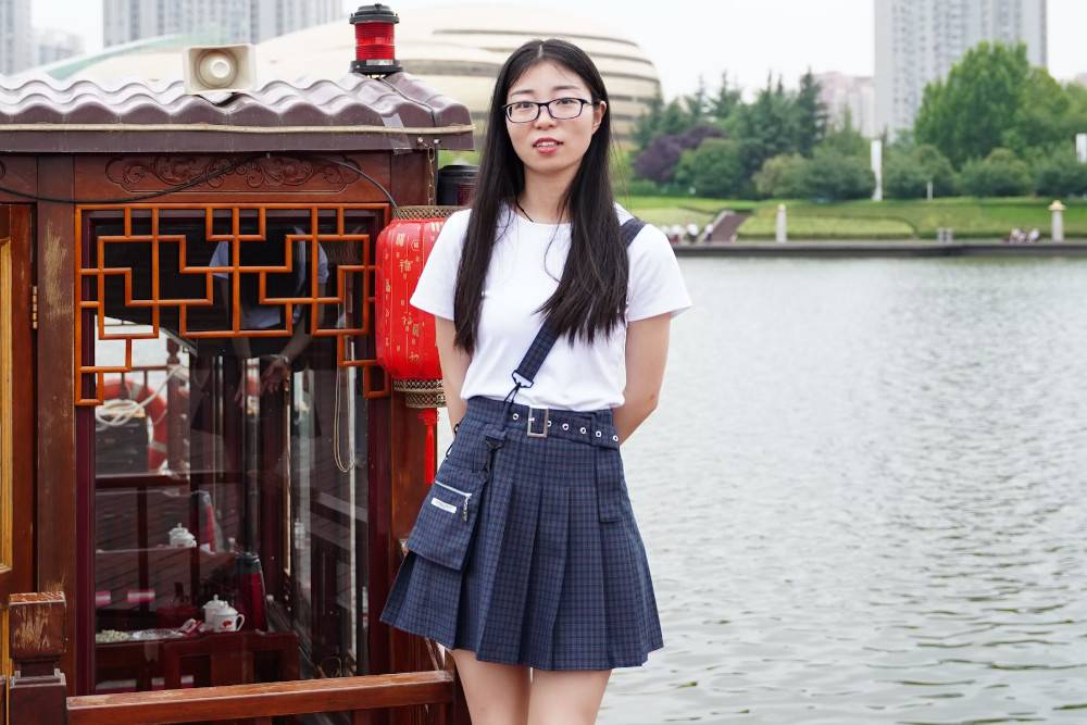 How To Dress Like A Cute And Cool Girl Nerd Panaprium