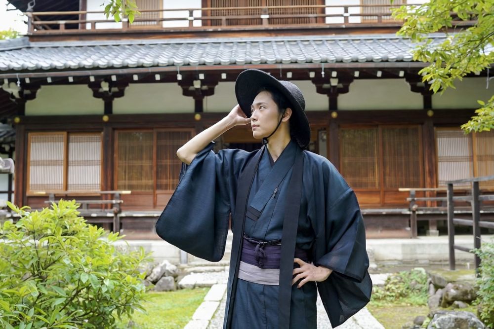 how to dress in Japan as a tourist