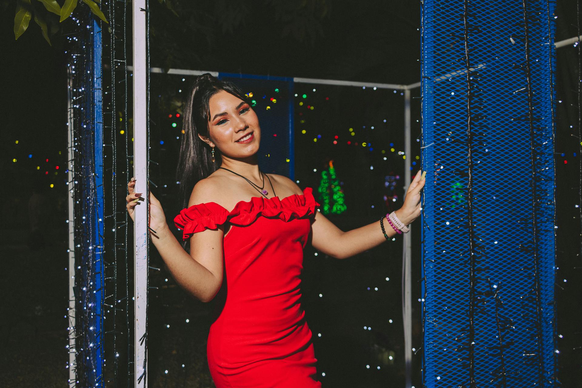 Pear body shape party outfits