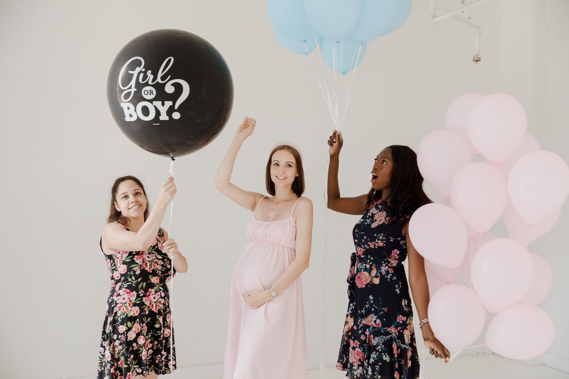 gender reveal party outfits