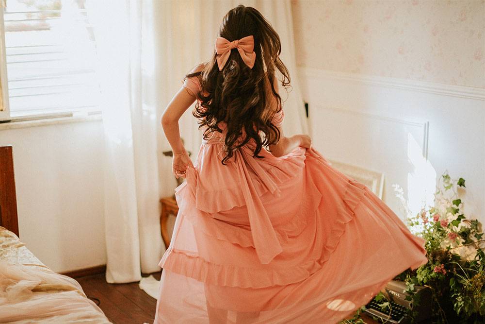 Best Prom Dresses For Broad Shoulders