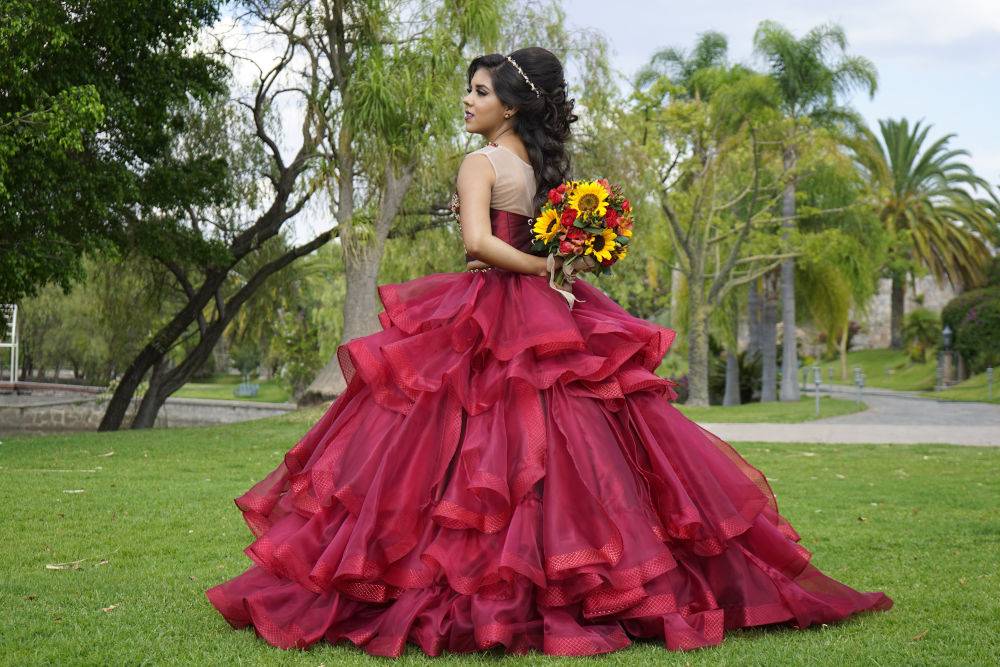 Designer Rentals Quinceanera Dresses