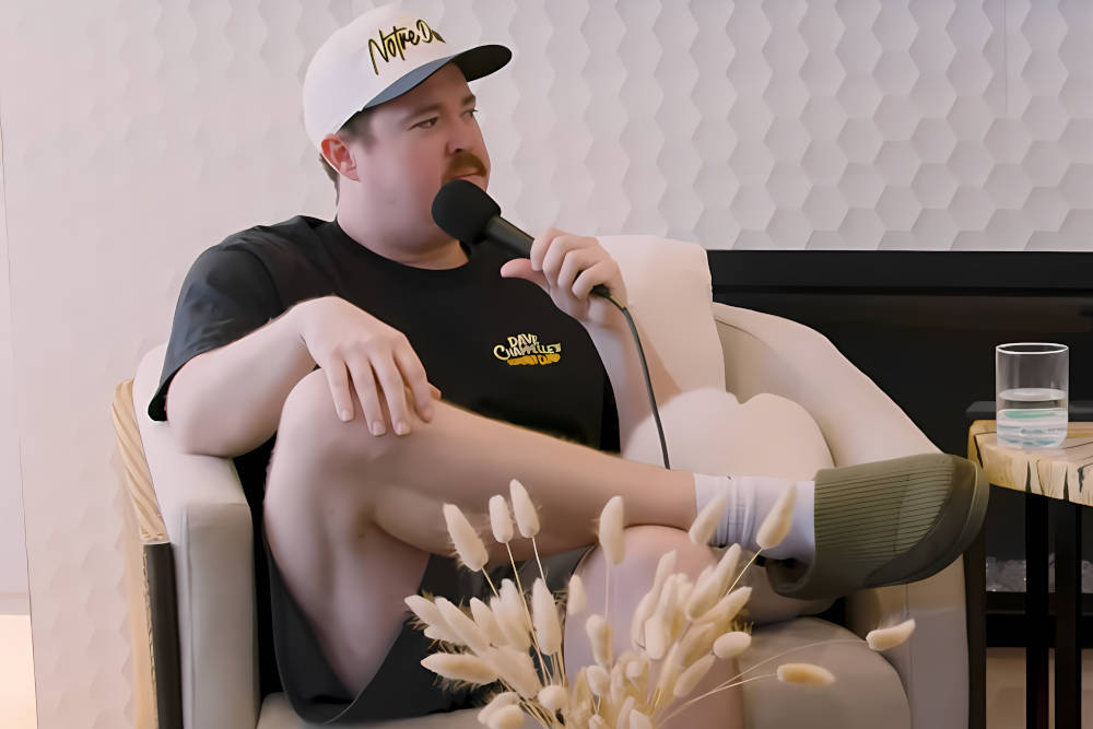 American Comedians Tear Into the UK—And It’s Hilarious