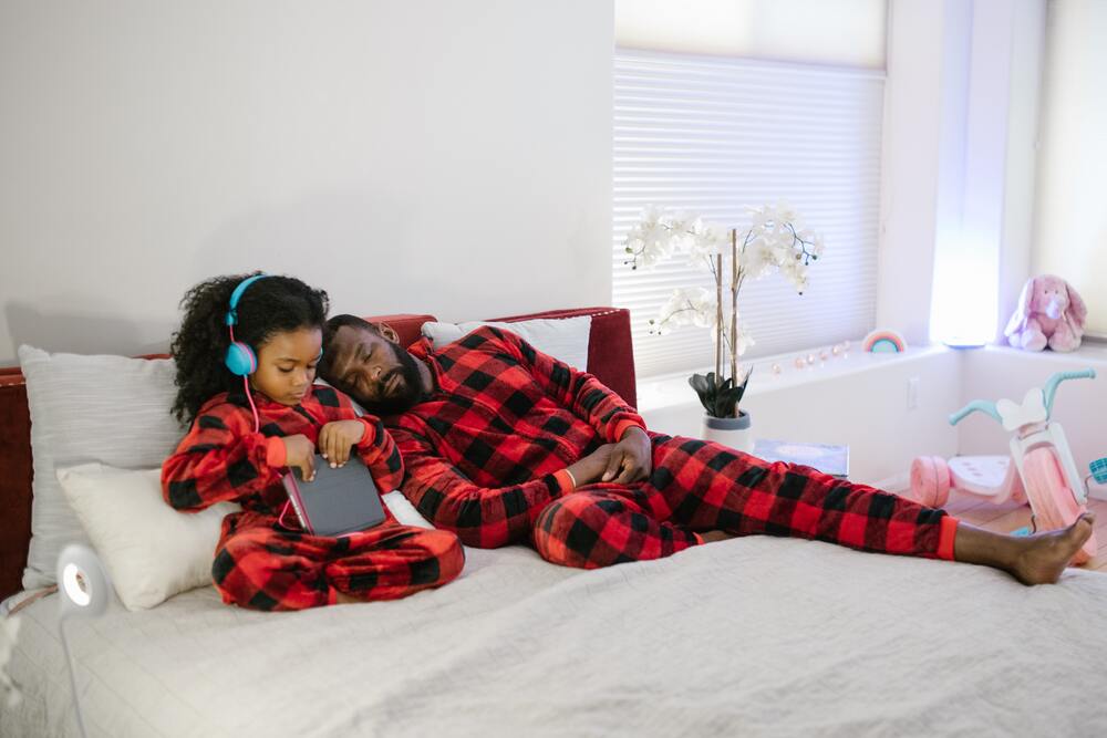 What Type Of Sleepwear Do Guys Like? Find Out Here | Panaprium