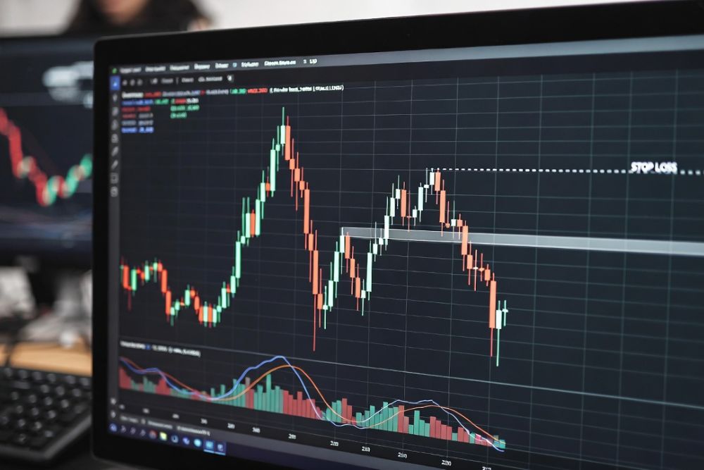 stop loss crypto swing trading