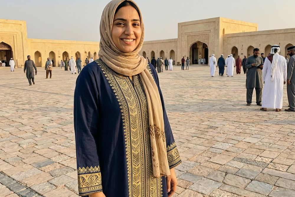 what to wear in Oman tourist female