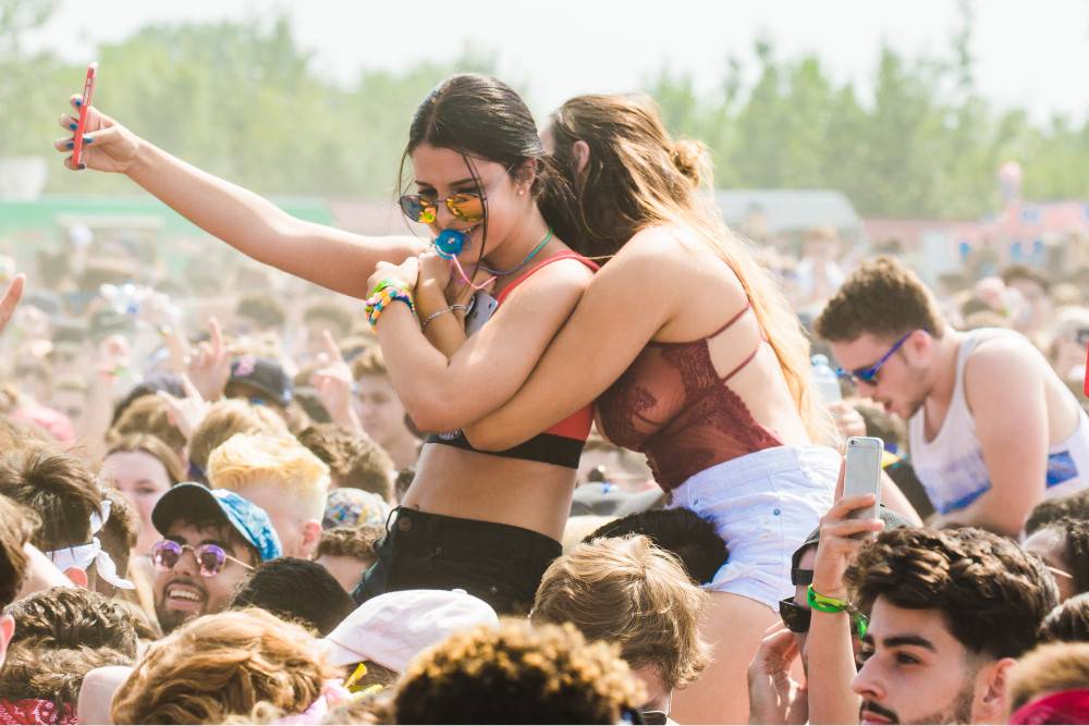 What To Wear Outdoor Concert