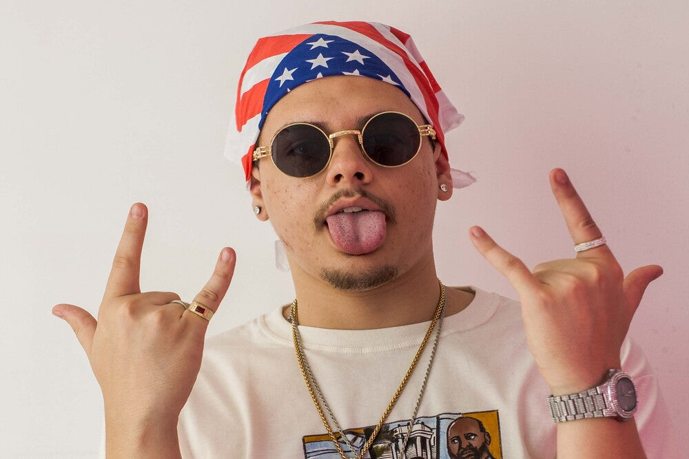 when men wear chains necklaces